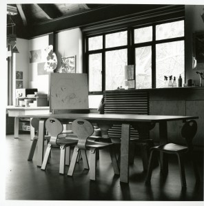 Art Room, Early Childhood Center at Brookside School, 1997. Chairs designed by Dan Hoffman, Cranbrook Architecture Office. Photograph copyright Christina Capetillo.