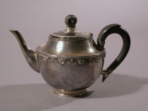Silver Teapot, 1929. Designed and executed by Margaret Biggar. Image Courtesy Cranbrook Art Museum (CAM 1933.45).